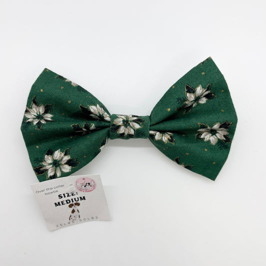Green Poinsettia Bow Tie - Medium